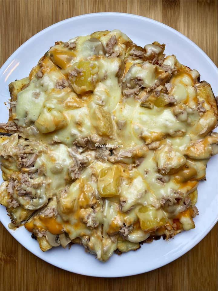 Resipi Roti Pizza Tuna Guna Kuali. Sedap & Lembut Walau Dah Sejuk