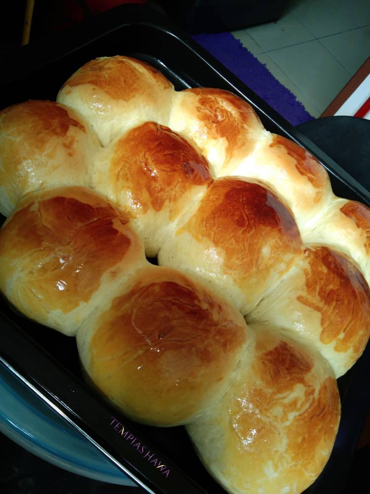 Resipi Roti Bun Manis Homemade Yang Sangat Gebu &#038; Sedap. Begini Cara Buatnya.