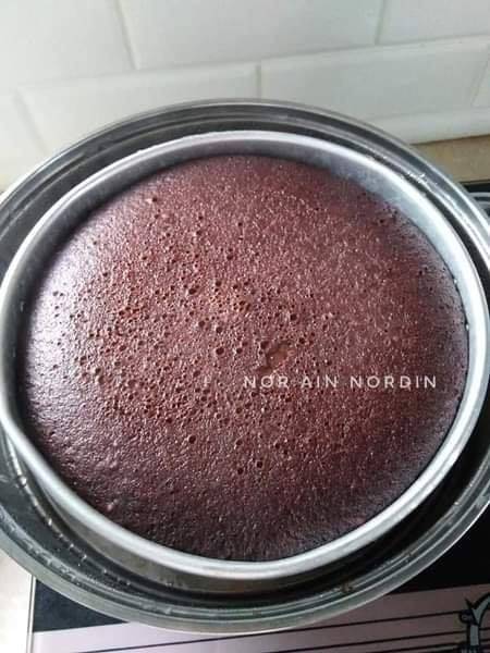 Kek Coklat Moist Kukus Sukat Guna Cawan. Gerenti Jadi!