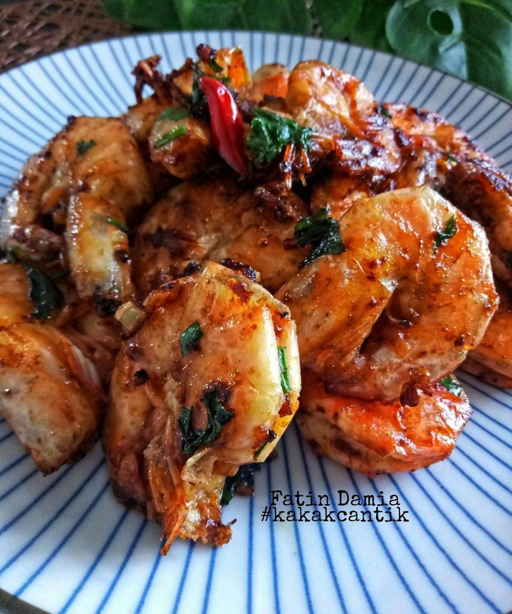 Cantonese Dry Fried Prawn, Masak Simple Macam Ni Buat Makan Malam. Yang Ni Confirm Halal