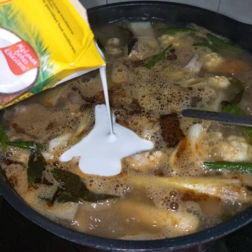 Cara Buat Tomyam Bersantan, Pedas Masam Berlemak Memang Sedap, Tak Muak Dihirup