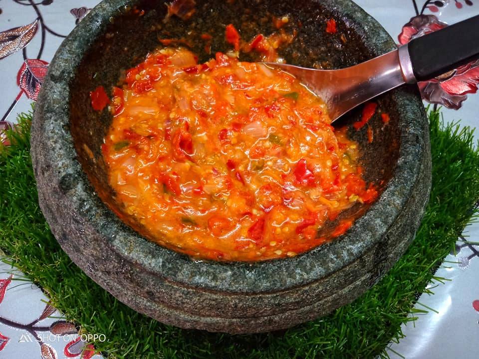 Sambal Ayam Geprek, Sesuai Untuk Dimakan Seisi Keluarga