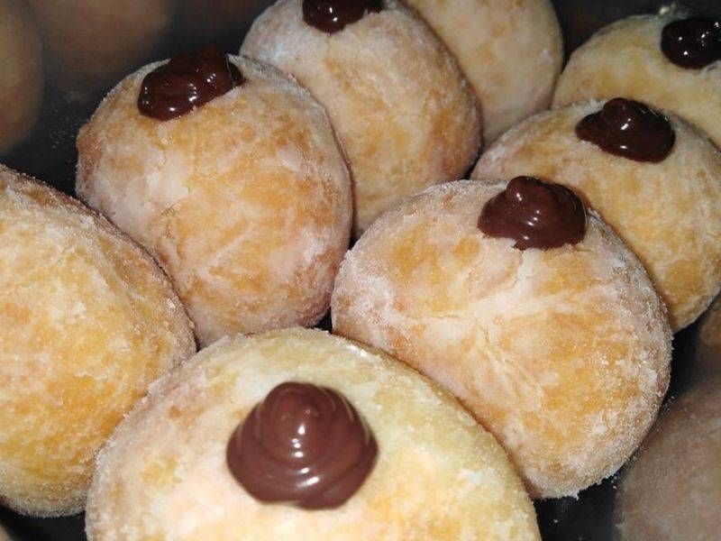 Resipi Bomboloni Lembut Dengan Inti Nutella Yang Cair Di Mulut!