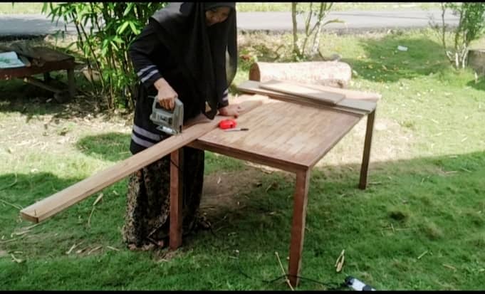 Dapur Farmhouse Pilihan Norpadilah. Guna Kayu Pallet dan Terpakai Jimat & Mampu Milik