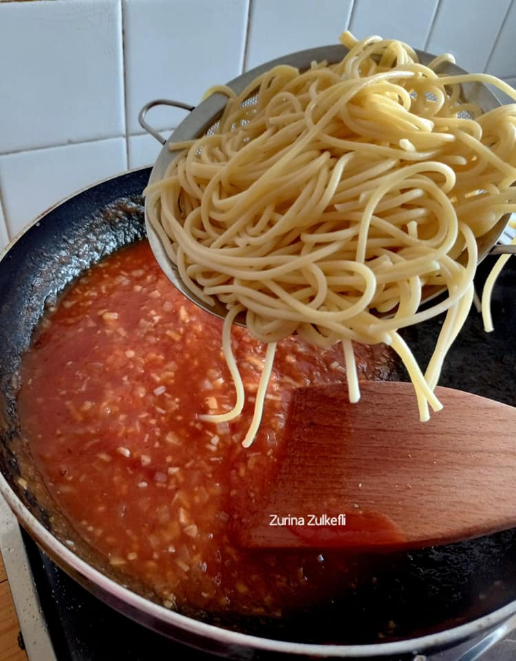 Cara Buat Sos Spaghetti Homemade, Rasanya Lebih &#8216;Fresh&#8217; &#038; Menyelerakan