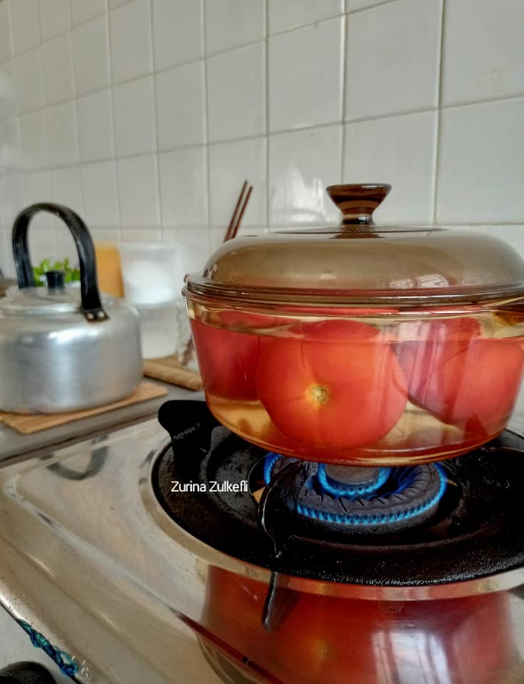 Cara Buat Sos Spaghetti Homemade, Rasanya Lebih ‘Fresh’ & Menyelerakan
