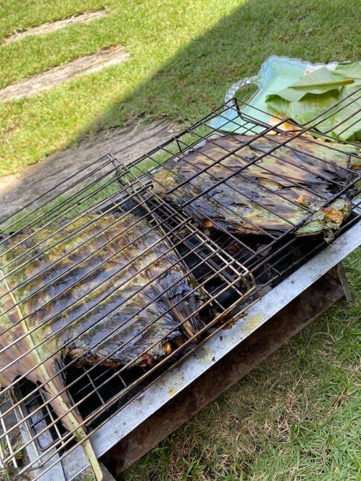 Buat Sendiri Ikan Bakar & Air Asam Di Rumah. Memang Mantap!