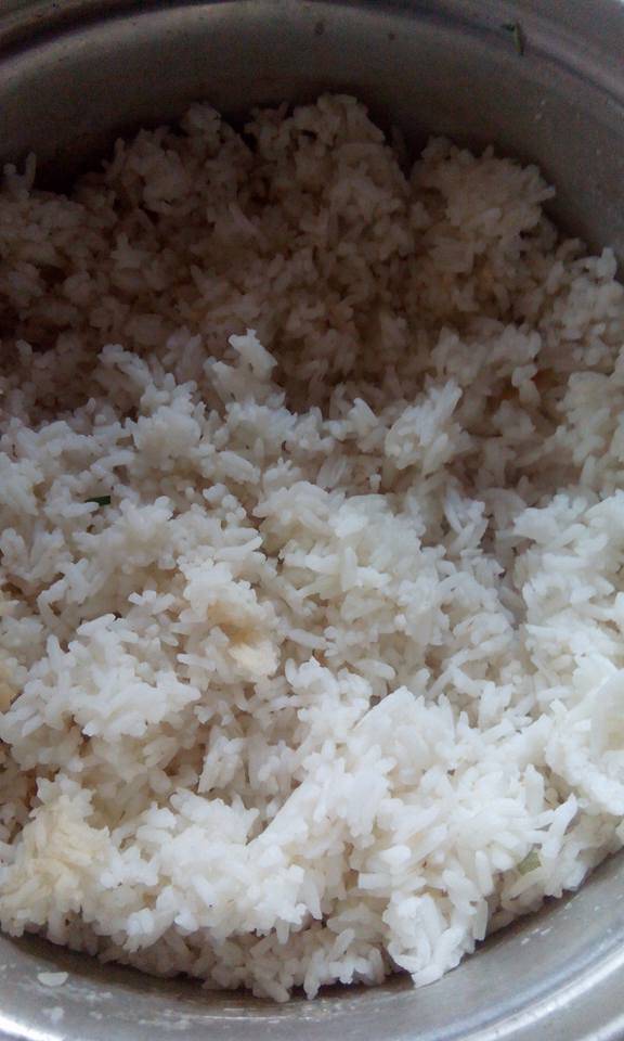 Guna Daun Wangi, Gelama Masam. Petua Buat Nasi Ulam Paling Sedap.