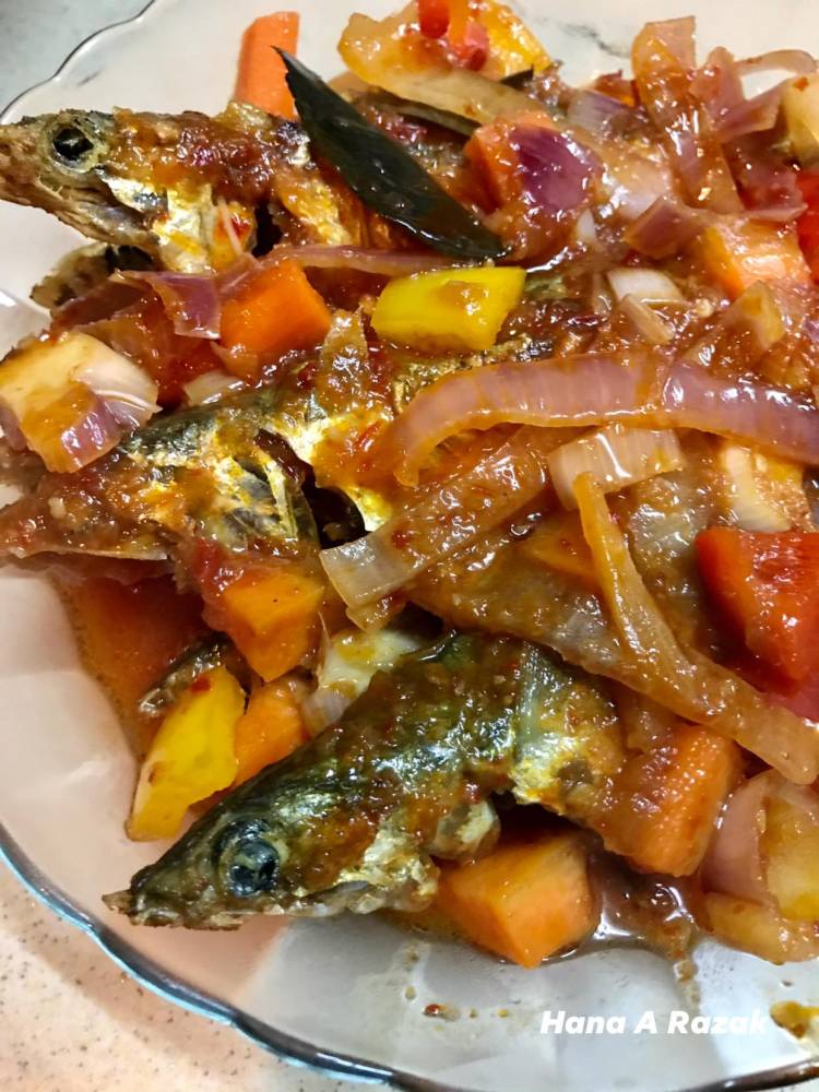 Ikan Goreng Kuah Masam Manis, Menu Ringkas Tapi Sedap