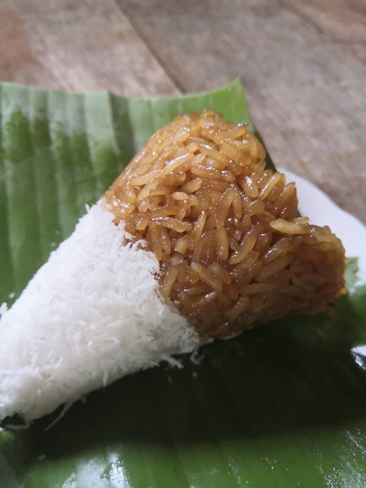 Masak Pulut Pagi Yang Lembut & Tak Berkerak. Begini Cara Buatnya.