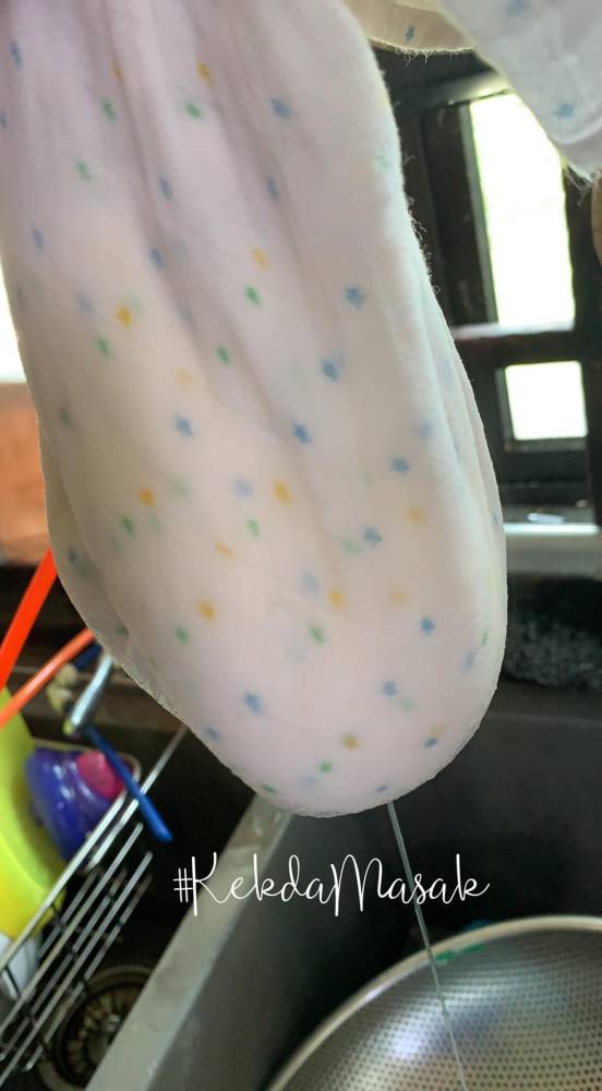 Susu Rosak & Tak Boleh Minum? Ini Cara Untuk Jadikannya Keju Cottage Homemade!