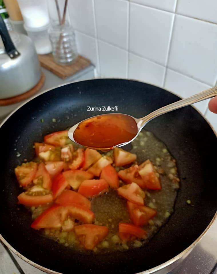 Telur Masak Tomato. Sajian Cina Tanpa Bawang Yang Ringkas, Sedap &#038; Cepat Masak