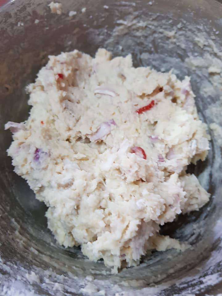 Mertua Kongsi Petua Buat Cucur Bilis Garing Tapi Lembut Bila Dimakan. Begini Caranya