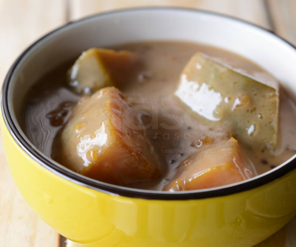 20 Koleksi Pengat & Bubur Lemak Manis Memang Tak Jemu Makan