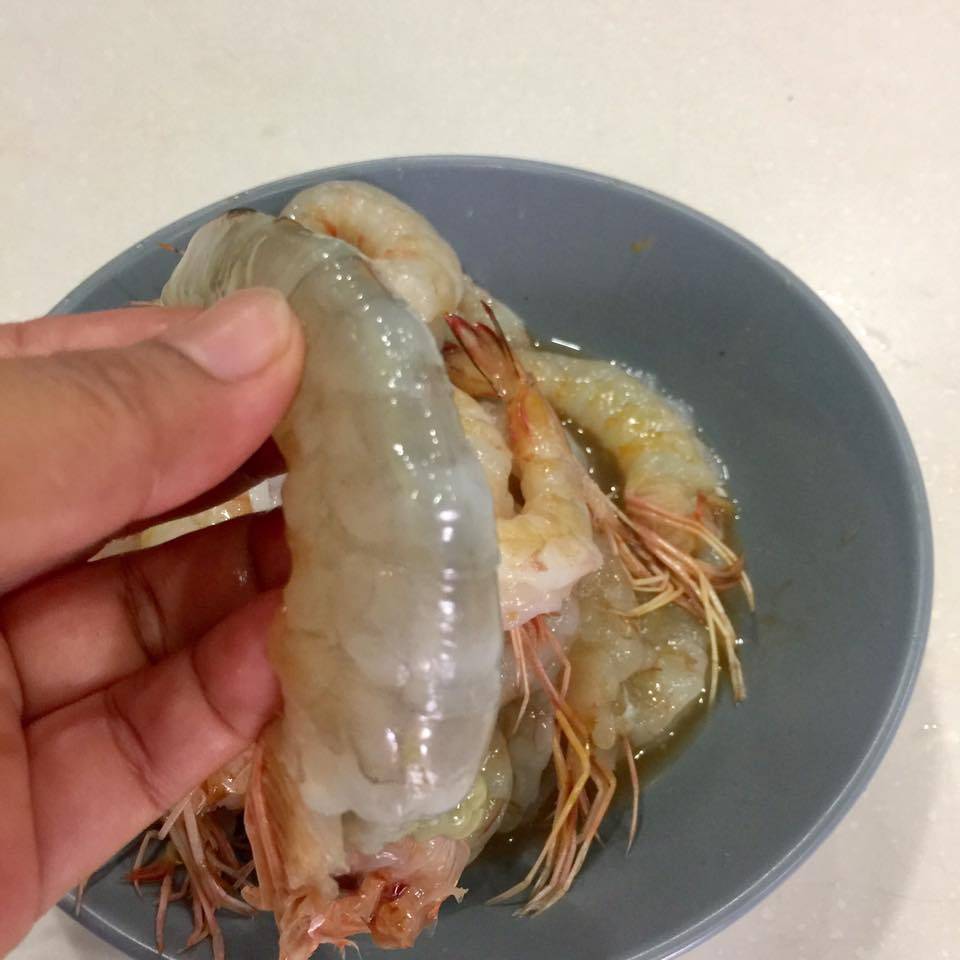 Kepala &#038; Kulit Udang Jangan Dibuang. Boleh Buat Air Rebusan Macam Ni