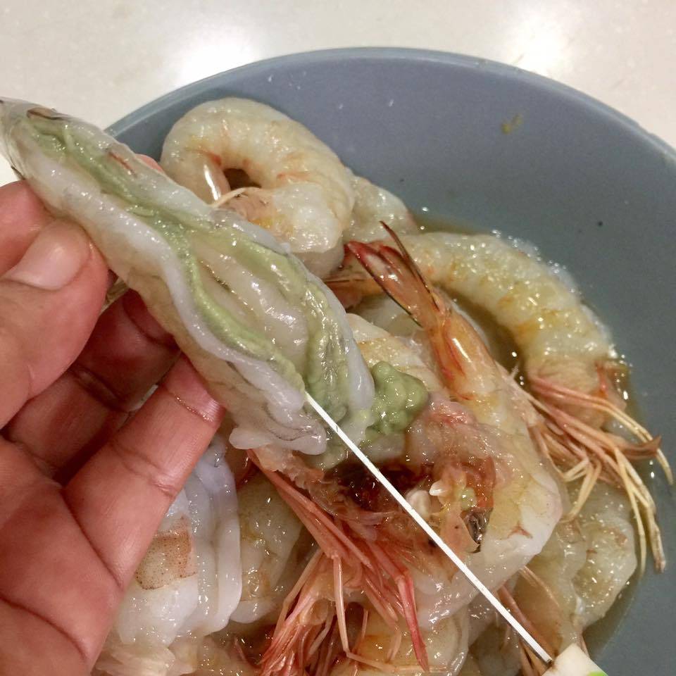 Kepala &#038; Kulit Udang Jangan Dibuang. Boleh Buat Air Rebusan Macam Ni