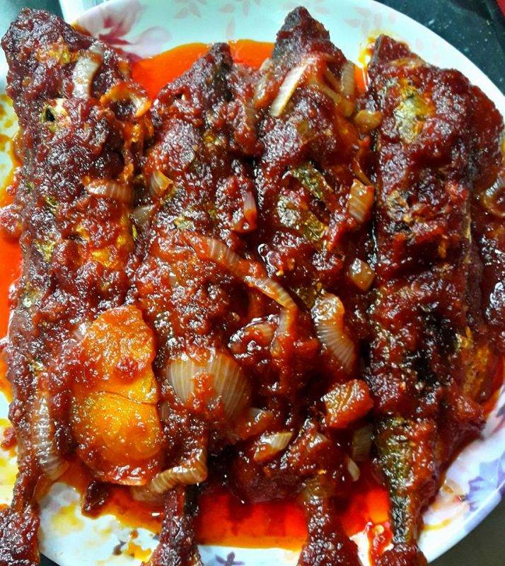 Resipi Sambal Tumis Ikan Kembung. Lauk Simple Je Tapi Ramai Suka