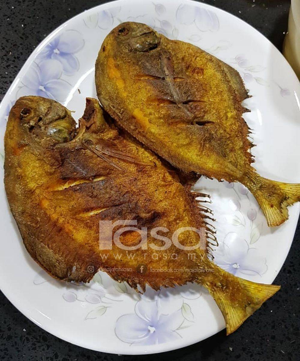 Ikan Bawal Masam Manis, Lebih Sedap Dari Kedai Nih. Mudah Aje.