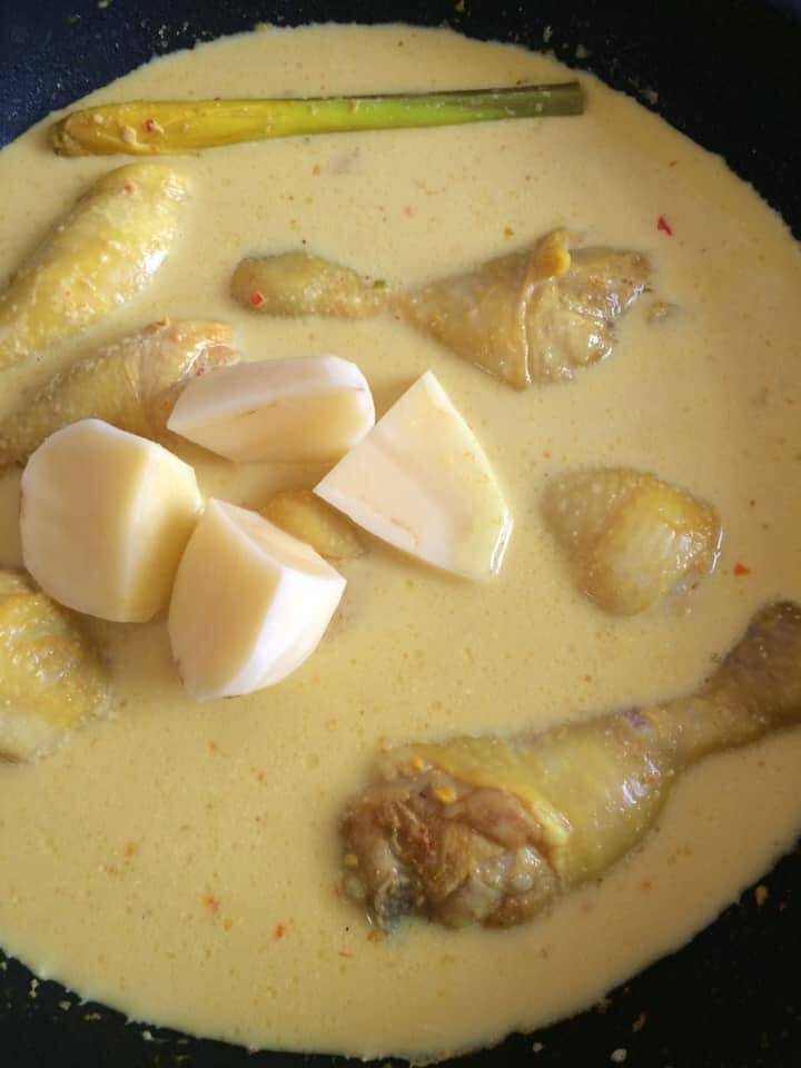 Resipi Ayam Masak Lemak Cili Padi Yang Sedap, Pedas &#038; Padu