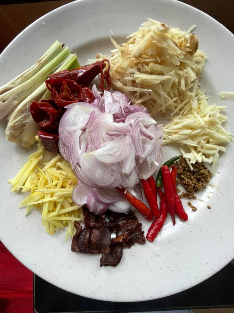 Cara Masak Ayam Singgang Kelantan Yang Mudah, Cepat &#038; Menyelerakan