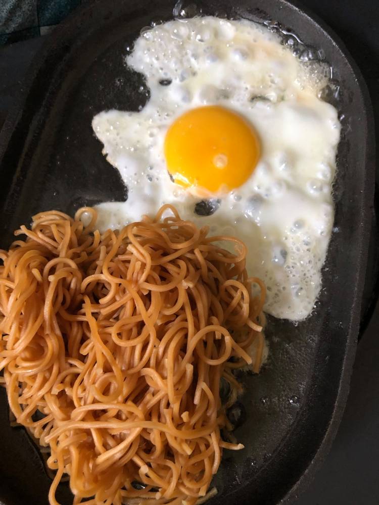 Resipi Mushroom Sizzling Yee Mee. Begini Cara Masak Kuahnya Yang Sedap