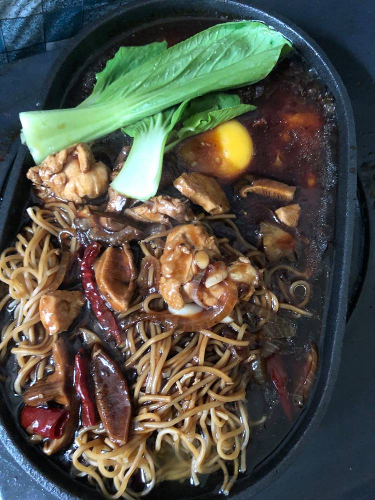 Resipi Mushroom Sizzling Yee Mee. Begini Cara Masak Kuahnya Yang Sedap