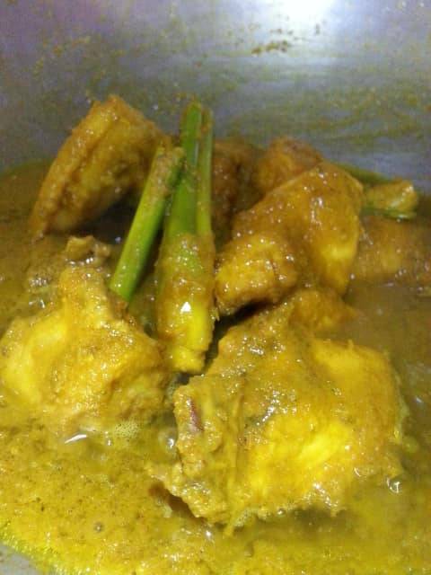 Cara Buat Ayam Masak Ungkep Yang Sedap, Pedas &#038; Membuka Selera