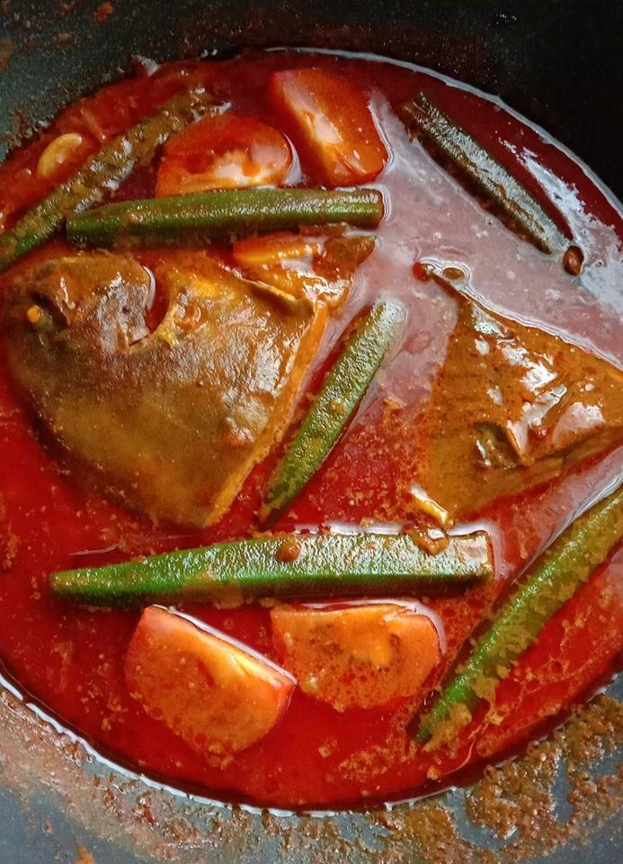 Cara Masak Gulai Bawal Paling Sedap Tanpa Letak Banyak Santan