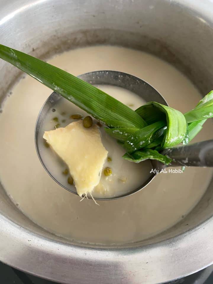 Bubur Kacang Hijau Durian Untuk Hidangan Minum Petang. Sedapnya!