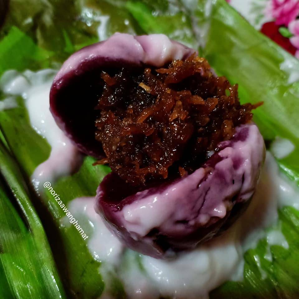 Resipi Kuih Koci Pulut Hitam Leleh Terlajak Sedap & Tak Perlu Kukus