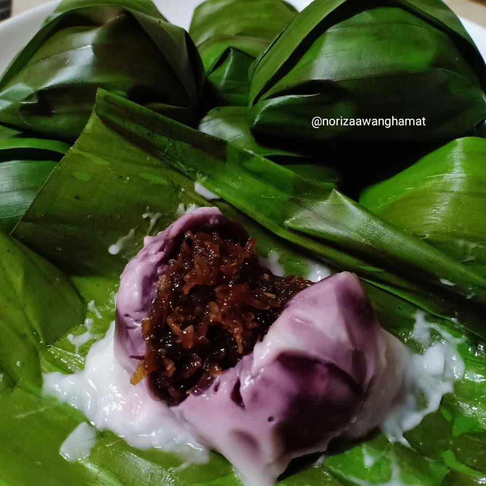 Resipi Kuih Koci Pulut Hitam Leleh Terlajak Sedap &#038; Tak Perlu Kukus