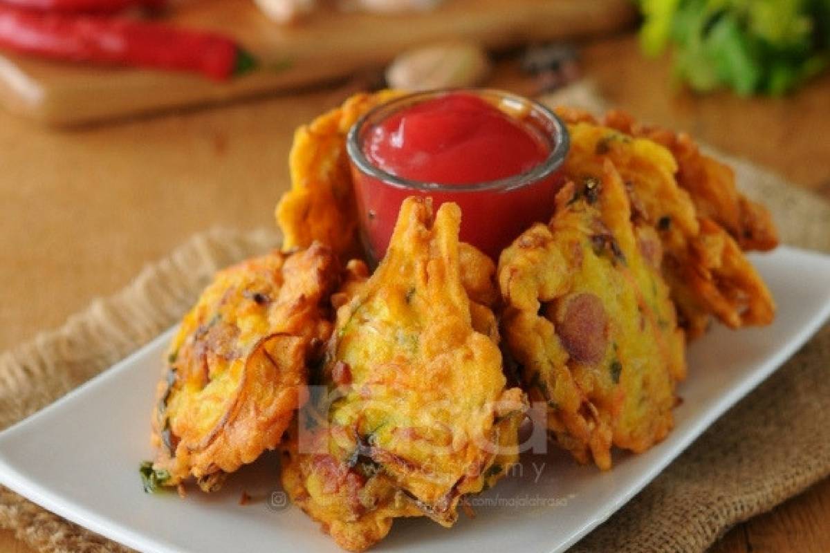 Aneka Resipi Cucur Yang Mudah Dibuat Untuk Hidangan Minum Petang Anda