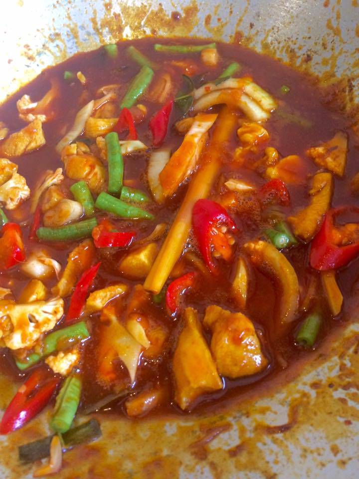 Cara Masak Paprik Ayam Yang Sedap &#038; Pekat Sama Seperti Di Kedai Thai