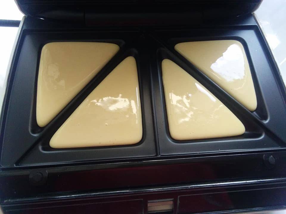 Resipi Bahulu Viral 3 Bahan Bakar Guna Sandwich Maker. Sedap & Confirm Jadi