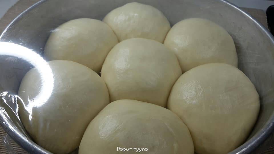 Uli Guna Tangan. Begini Cara Buat Roti Paung Terengganu Terlajak Lembut & Gebu