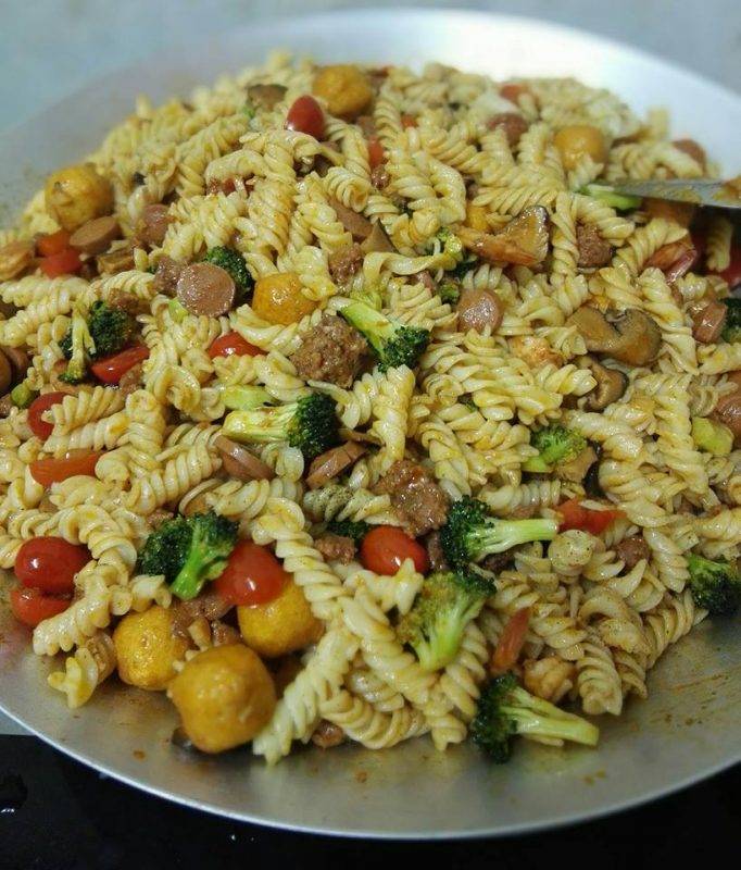 Resipi Pasta Spiral Goreng Yang Ringkas, Sedap & Menyelerakan