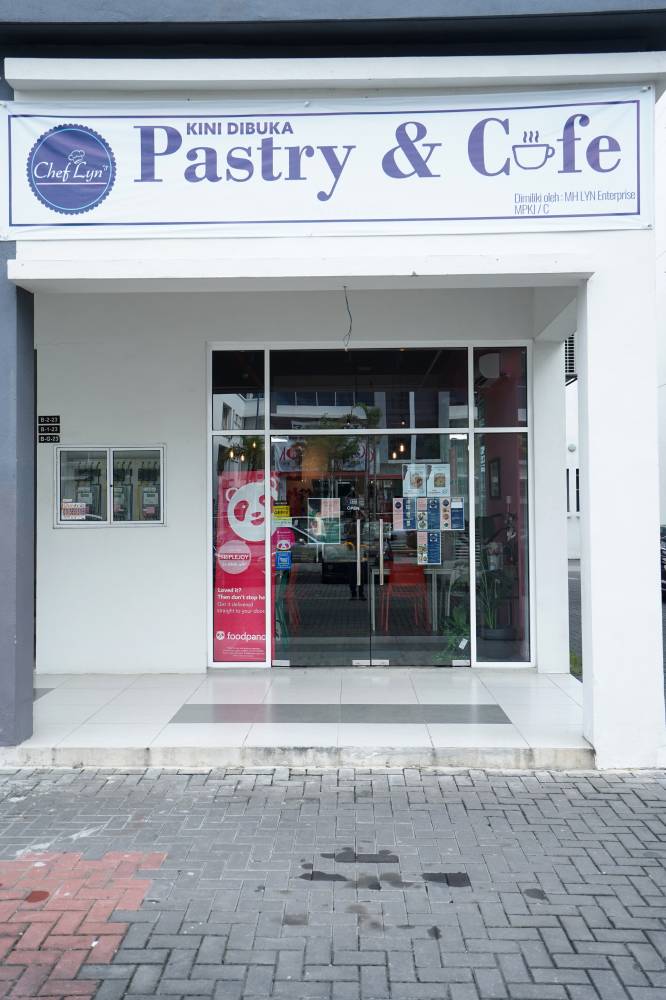 Fresh, Moist And Homemade Menjadi Tagline Chef Lyn’s Pastry & Café