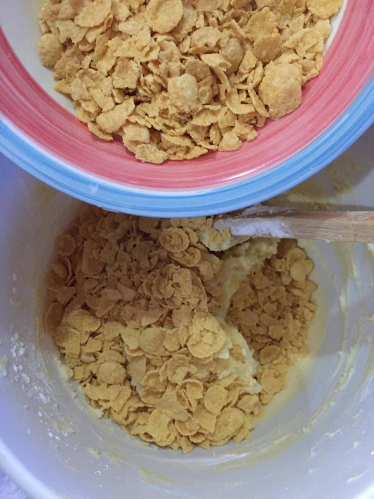 Resipi Mudah Biskut Cornflakes Crunchy Chocolate Chips