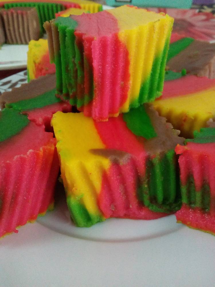 Resipi Puding Roti Yang Sedap Berlemak. Makan Sejuk-Sejuk Memang ‘Terangkat’!