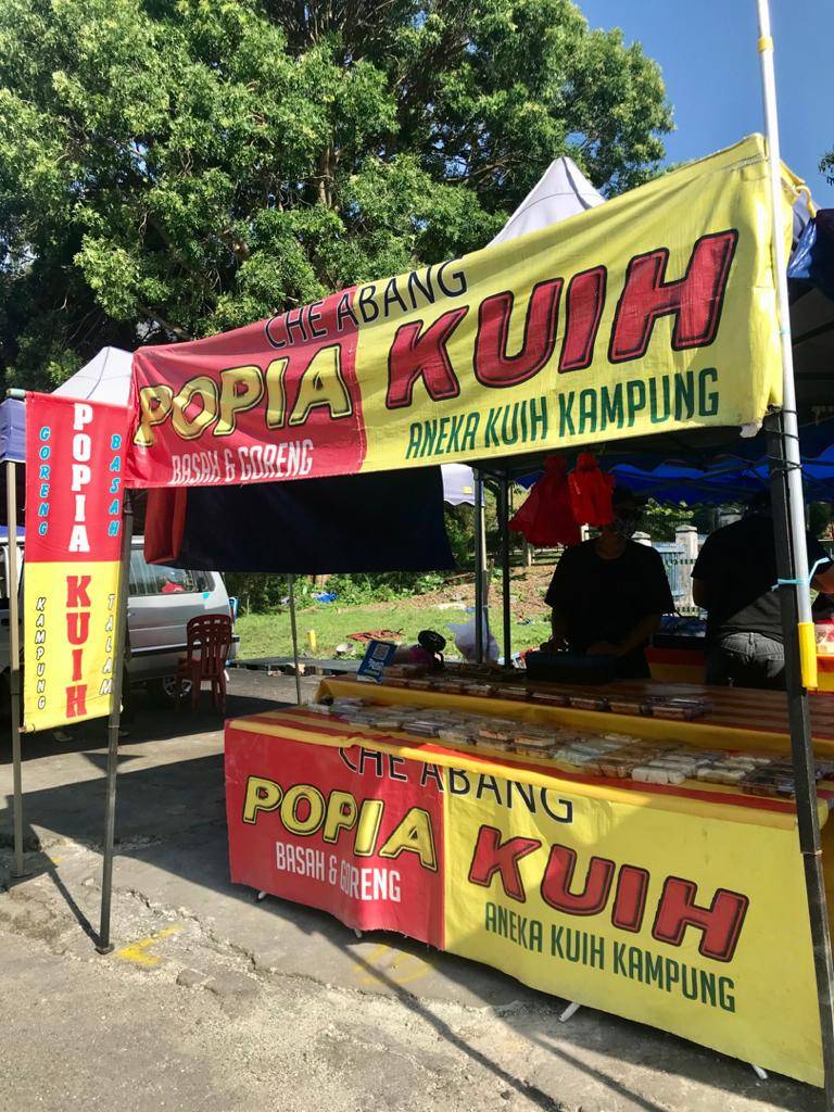 Kuih Popia Dan Aneka Tepung Talam Che Abang Jadi Tarikan VIP