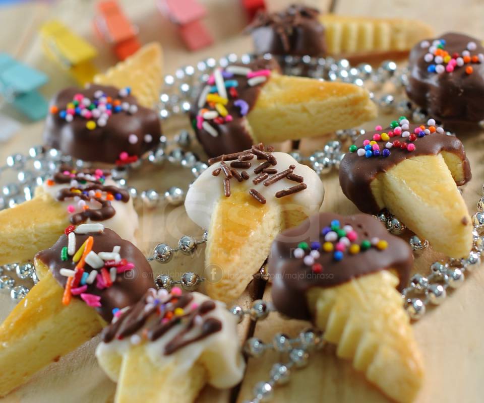 20 Resipi Biskut Raya Popular Yang Mudah, Sedap & Sesuai Buat Niaga