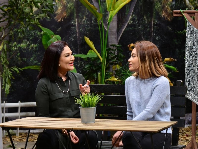 Lala Daun Kari & Sagu Gula Melaka Jadi Kegemaran Mas Idayu Dan Anaknya Ketika Berbuka Puasa