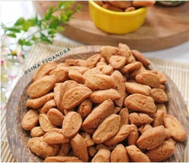 Kuih Biji Ketapang Kudapan Raya  Rangup & Sedap.