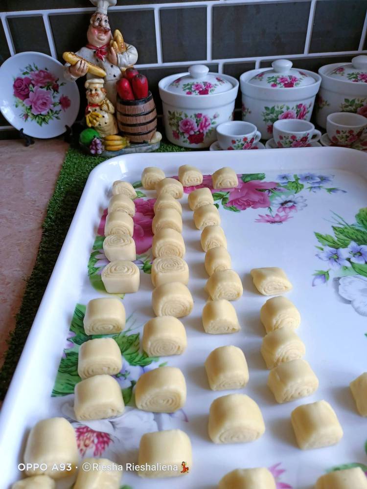 Tip & Cara Buat Kuih Tiram Yang Rangup, Cantik Lapisannya