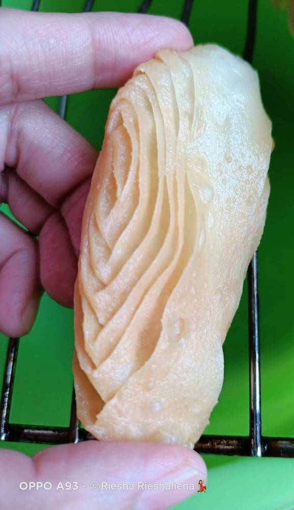 Tip & Cara Buat Kuih Tiram Yang Rangup, Cantik Lapisannya
